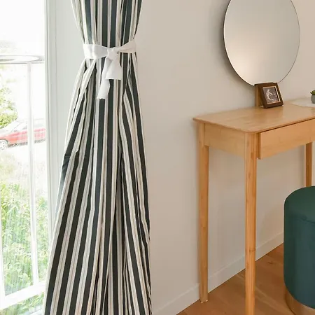 New Luxury 3 Bedroom 4 Air Conditioners * זאדאר