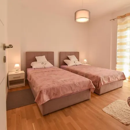 Appartement New Luxury 3 Bedroom 4 Air Conditioners