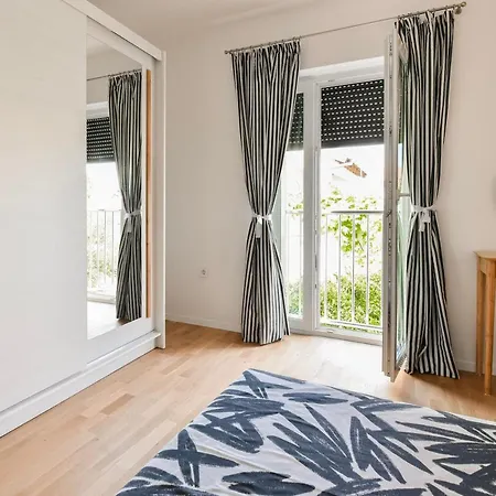 New Luxury 3 Bedroom 4 Air Conditioners * Zadar